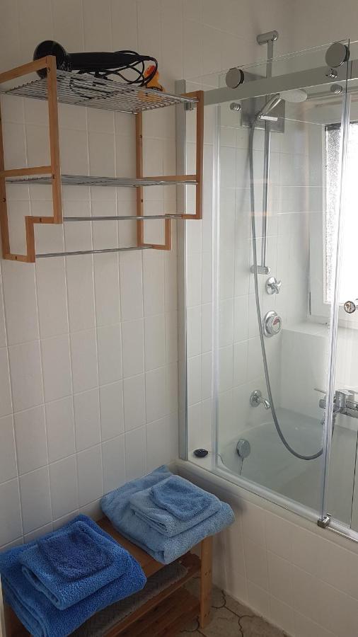 Ferienwohnung Rheinblick In Buesingen -Keine Monteure- Busingen Exteriér fotografie